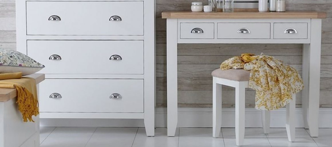 Padstow White Collection