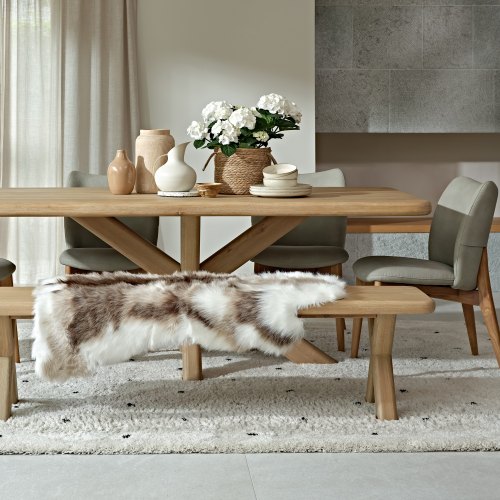 Oakmont Dining Collection