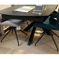 Phoenix 200-260 Extending Table 4 x New York Grey Chairs 2 New York Blue Chairs