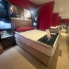 Harrison Spinks Gradiosa Kingsize 4 Drawer Set Including Matching Headboard