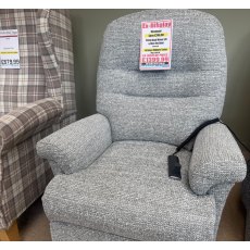 Beaumont Petite Dual Motor Lift and Rise Recliner Beaumont Petite Dual Motor Lift and Rise Recliner