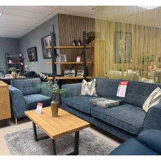 Fenton 1 x Extra Large Settee 1 x Standard Chair