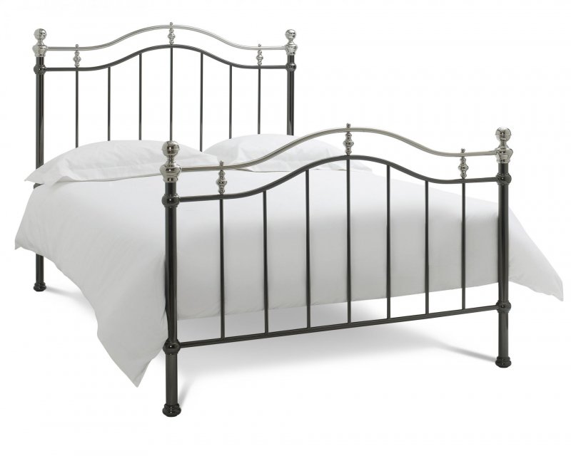 Chloe 135cm Black Shiny Nikel Bedstead