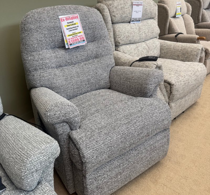 Beaumont Small Dual Motor Lift and Rise Recliner