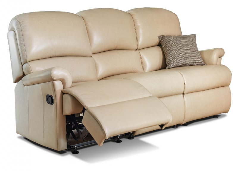 Nevada Standard Powered Reclining 3-seater Leather1