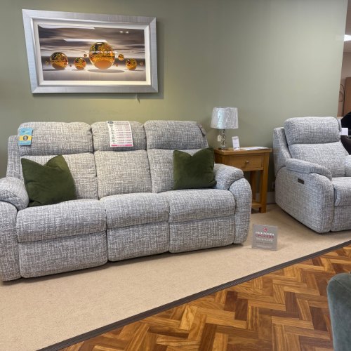 G Plan Kingsbury 1 x Powered 3 Seater Recliner Settee 1 x Powered Recliner Chair 1 Fixed Chair