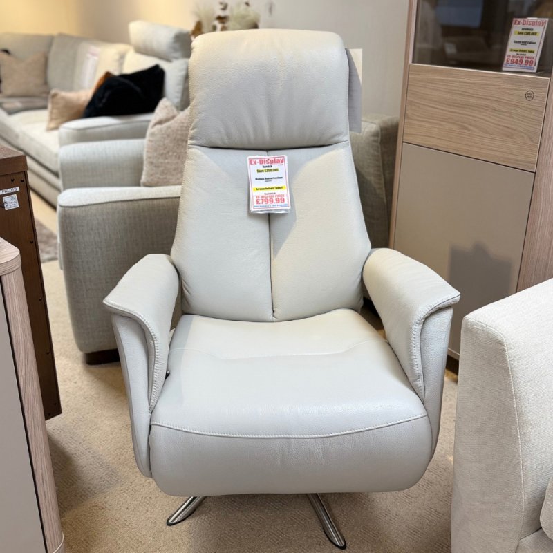 Narvick Medium Manual Recliner